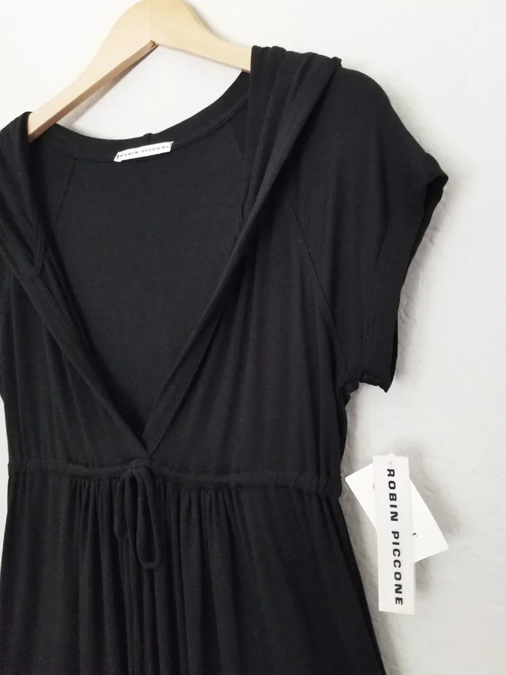 NEW Robin Piccone Black V-Neck Wrap Drawstring Hooded Dress Swim Cover-Up M $125